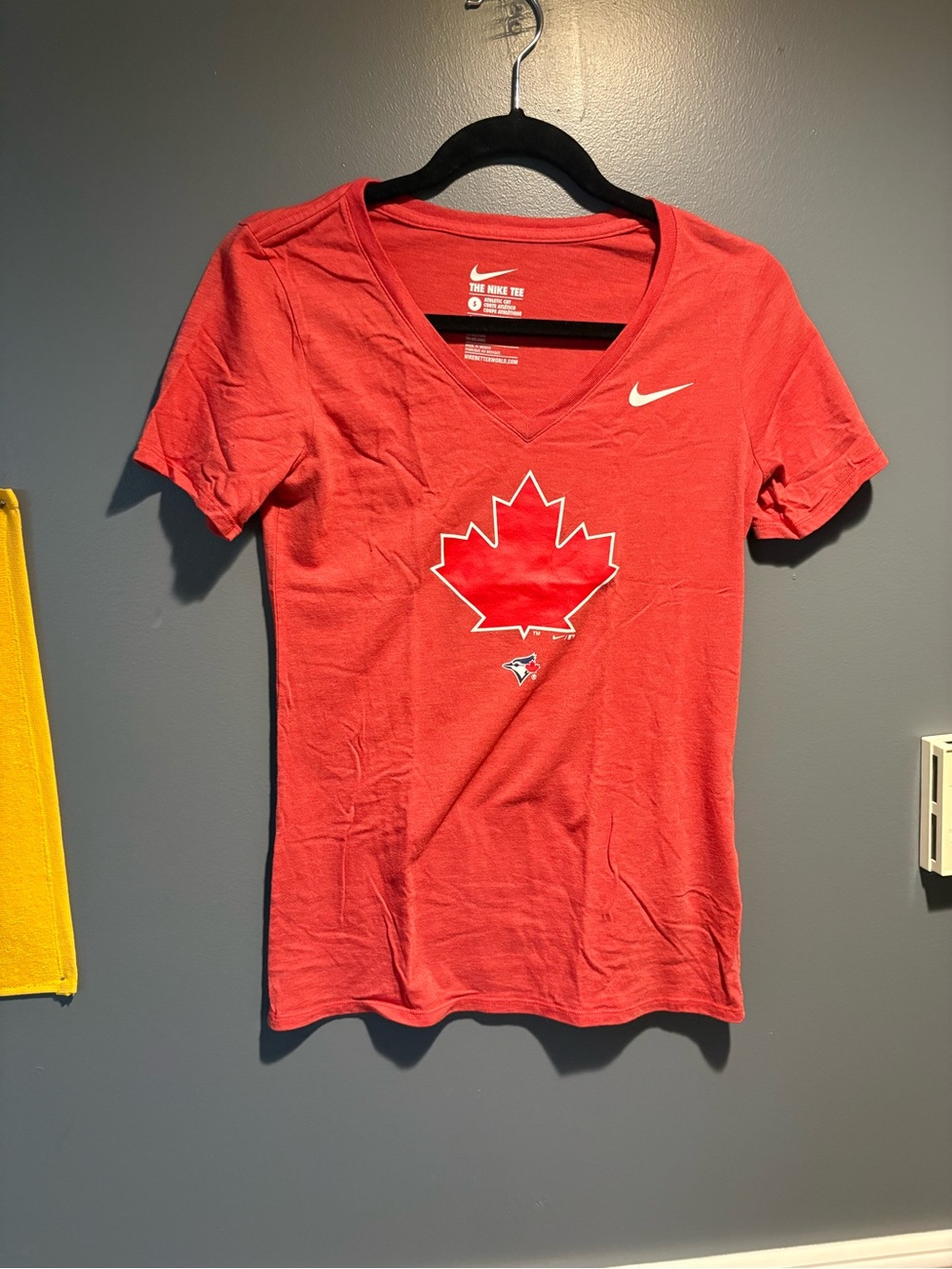 💥Buy 2 Get 1 Free💥 Nike Women’s Red V-Neck Blue Jay’s Maple Leaf Graphic Tee